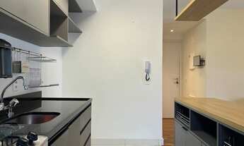 Imagem 2: Apartamento excelente, 02 Suítes, semi-novo, varanda gourmet, 2 vagas + depósito e ótimo