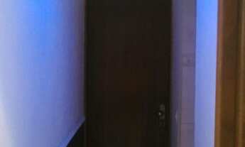 Imagem 2: Apto com 02 dormitórios todos com Sanca de Gesso e portas Camarão, 1 garagem coberta