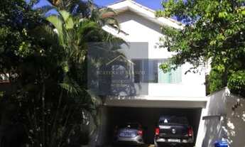 Imagem: Casa de condomínio com 4 quartos, 242m2