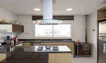 Imagem 6: Excelente casa em condomínio. Muito arejada e confortável