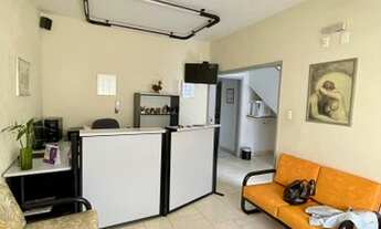 Imagem: Casa excelente para clínica ou escritório