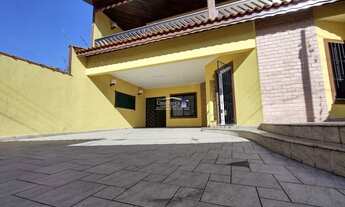 Imagem 2: Sobrado para venda tem 318 metros quadrados com 4 quartos em Jardim Praia Grande - Mongagu