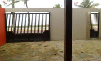 Imagem 2: Casa na Orla da Praia