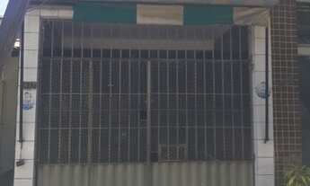 Imagem: ALUGO CASA COM 4 QUARTOS (leia descrição