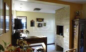 Imagem 2: Porto Alegre - Casa Padrão - Cristal