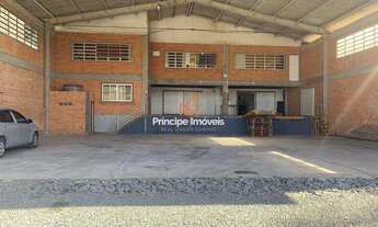 Imagem 2: Galpão com 117m2 no centro de Pirabeiraba