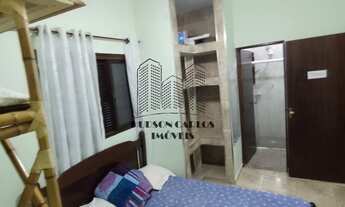 Imagem 7: Casa com piscina - 150m da pista