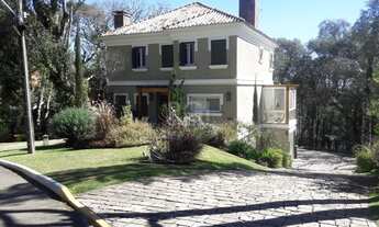 Imagem: Gramado - Casa Padrão - Floresta