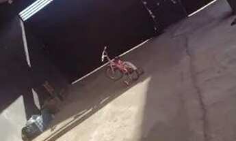 Imagem 5: Casa ágio Casa com 3 dormitórios