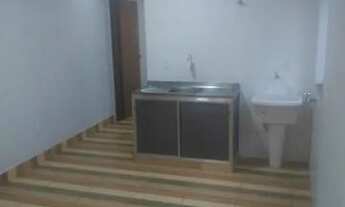 Imagem 2: Aluga-se 1 apt. para casal sem filhos ou solteiro(a), na avenida principal do P norte