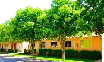 Imagem: Casa de condomínio térrea para venda possui