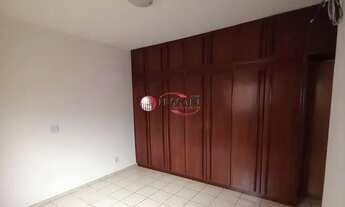 Imagem 6: Aluga Casa de Bairro 3 dormitórios sendo 1 suíte todos com armários, cozinha planejada, sa