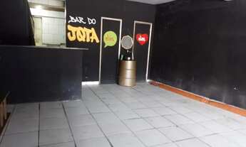 Imagem 2: Loja com banheiro na rua Jaime Figueiredo, rua da caminhada na Parada 40