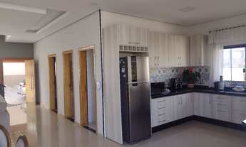 Imagem 6: Excelente casa 5 Dormitórios 3 Minutos do Centro