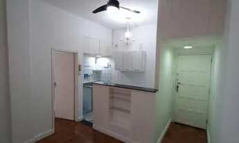 Imagem 2: Apartamento para aluguel possui 30 metros quadrados com 1 quarto em Copacabana - Rio de Ja