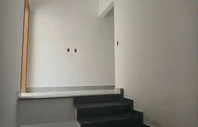 Imagem 9: SOBRADO NOVO 3 SUÍTES PLENAS ALTO PADRÃO VARANDA GOURMET PORCELANATO PISCINA QUADRA AV T-9