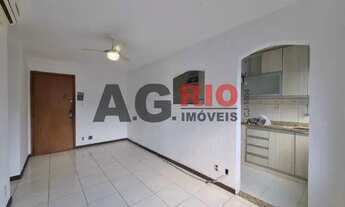 Imagem 3: Apartamento-LOCAÇÃO-Jardim Sulacap-Rio de Janeiro-RJ