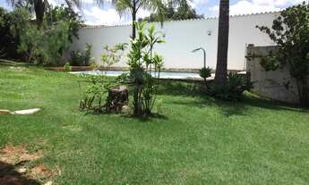 Imagem 6: Condomínio, portaria 24 horas sitio de esquina medindo 2.000m²