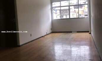 Imagem 3: Apartamento para Venda em Nova Friburgo, Centro, 4 dormitórios, 1 suíte, 3 banheiros, 1 va