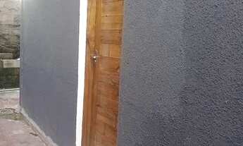 Imagem: Casa com água e luz incluso no valor