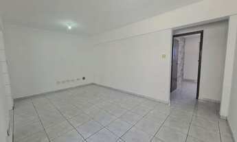 Imagem 4: Apartamento c/ 72 m2, 02 dormitórios na rua Clélia, 593