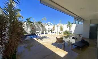 Imagem: Belíssima casa de luxo no condomínio Splendido