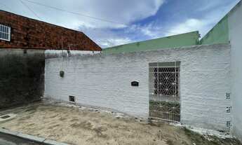 Imagem 3: Casa para aluguel possui 80 metros quadrados com 2 quartos em Parangaba - Fortaleza - Cear