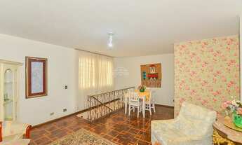 Imagem 3: Apartamento para venda possui 260 metros quadrados com 5 quartos em Centro - Curitiba - PR