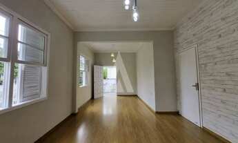 Imagem 7: Casa residencial no Bairro América com 3 quartos, 1 vaga de garagem com entrada compartilh