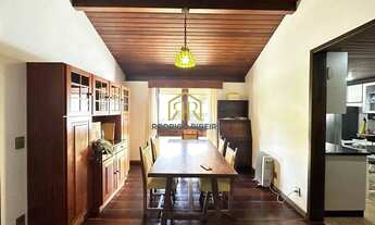 Imagem 5: Casa com 06 Dorm. 01 Suíte Na Trindade