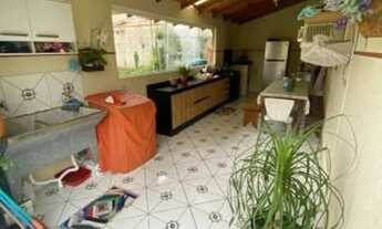 Imagem 7: Sobrado em Rua Hellena Betecek - Butiatuvinha - Curitiba/PR