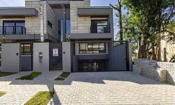 Imagem: Sobrado Luxuoso com 3 dormitórios à venda