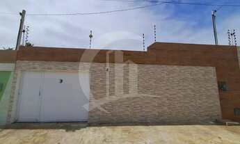 Imagem: Casa com piscina em ótima localização