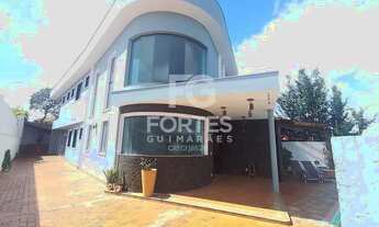 Imagem: Casa com cinco Quartos com 419 m² de área