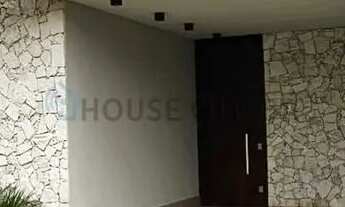 Imagem: Alugo Linda Casa Térrea com 3 suítes