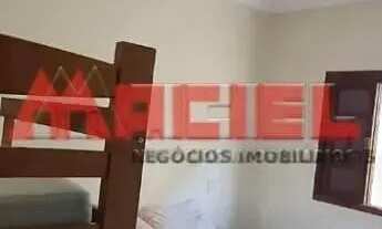 Imagem 3: Imóvel para venda tem 240 metros quadrados com 4 quartos