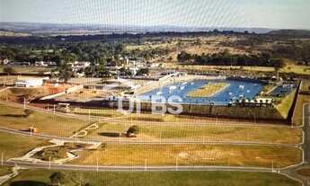 Imagem 4: Segurança e lazer incomparáveis nesse condomínio fechado Solaris Laguna