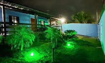 Imagem 7: Casas na rua da praia de Figueira Arraial do cabo