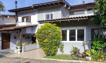 Imagem 2: Porto Alegre - Casa Padrão - Tristeza