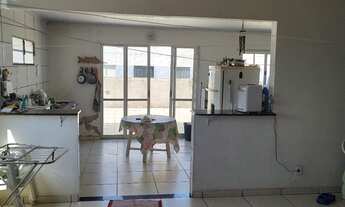 Imagem 1: Casa riacho fundo 1