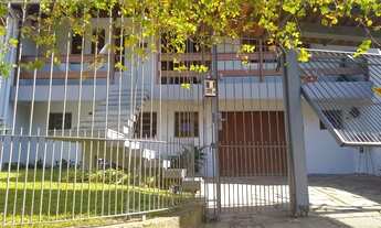 Imagem: Porto Alegre - Casa Padrão - Cavalhada