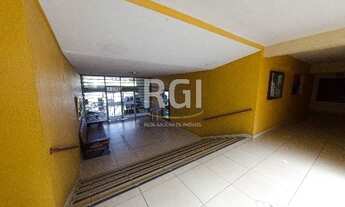 Imagem 7: Ótimo apartamento (2) dois dormitórios, uma vaga escriturada, bairro Petrópolis POA/RS