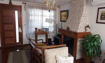 Imagem 4: Porto Alegre - Casa Padrão - Tristeza