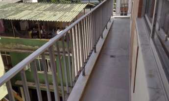 Imagem 6: Prédio imponente, sacada, fundos, vazio suite silencioso, ao lado da estação metrô