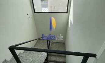 Imagem 6: Oportunidade - Sobrado novo com Piscina em Condomínio Fechado!