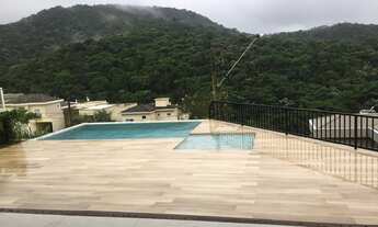 Imagem 2: ESPETACULAR CASA !! MODERNA E COM ACABAMENTOS DE MUITO BOM GOSTO !!!