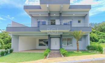 Imagem 1: Porto Alegre - Casa Padrão - Vila Nova