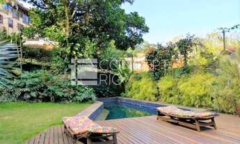 Imagem 3: Casa incrível localizada dentro da Floresta da Gávea. Um charme sem igual