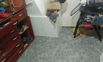 Imagem 5: Casa em rua pública