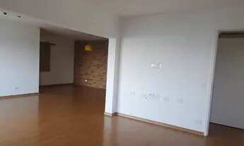 Imagem 2: Excelente apartamento com 157m², 3 dormitórios sendo 1 suíte, sacada e próximo ao metrô